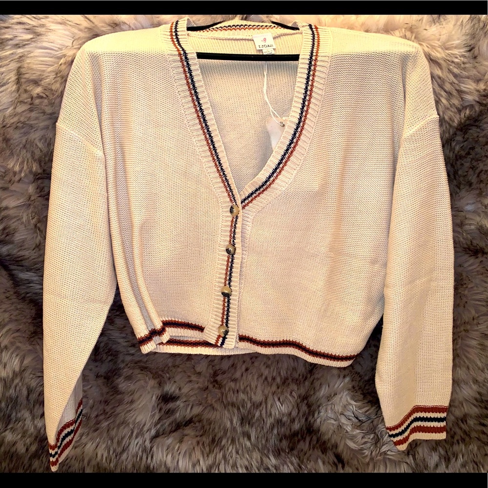 Cropped oversized button up cardigan! New with tag